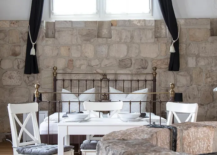 Mit Brunnen * Quedlinburg