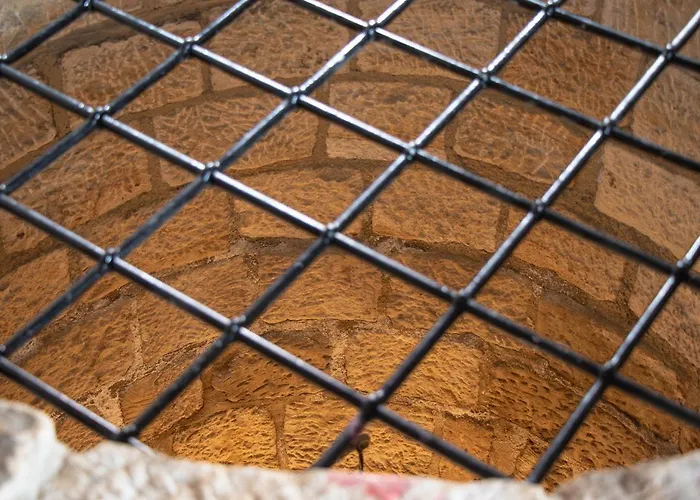 Mit Brunnen Apartman